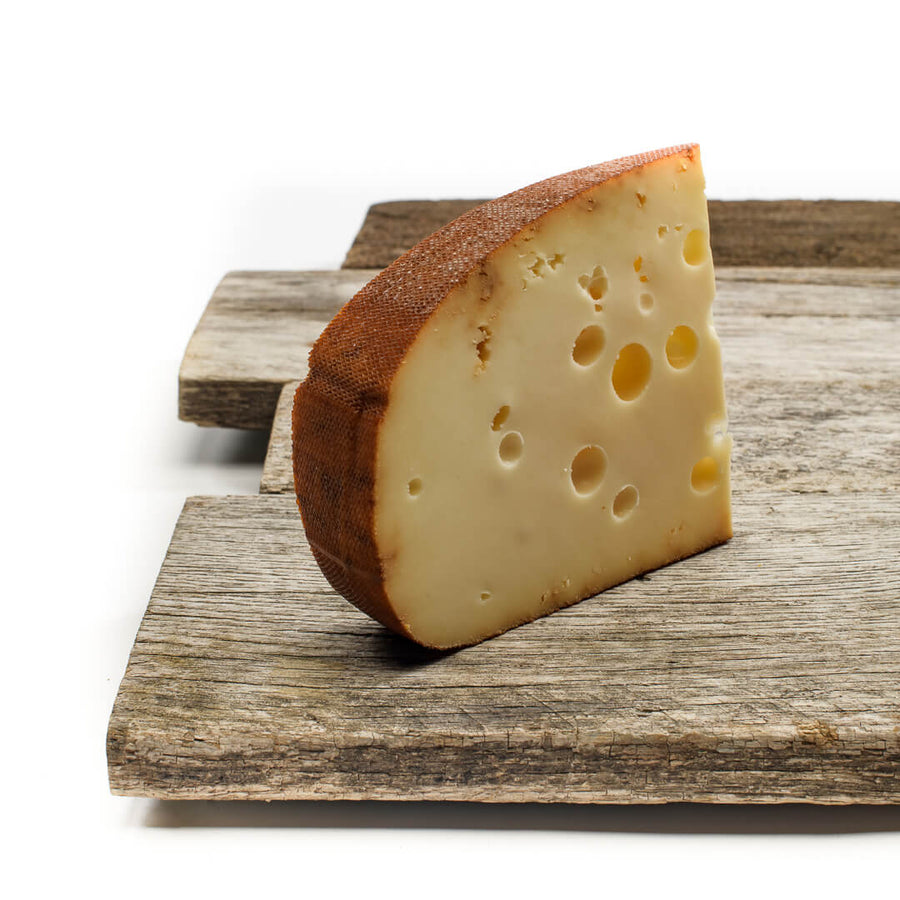 L'Artisan Smoke Cheese